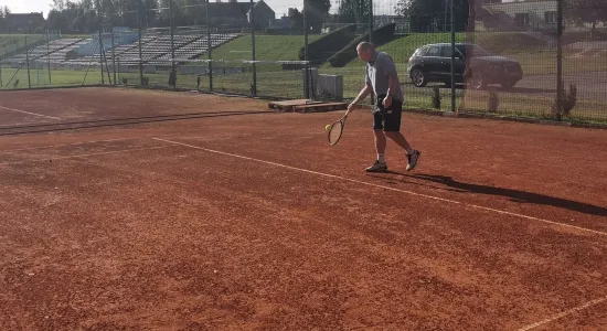 70847281 364226677796444 7712459063891591168 