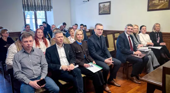 474544987 1858208831618937 3893879080615060918 