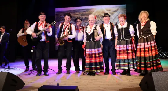 c631d0ad6c899ab3aace48c775060308