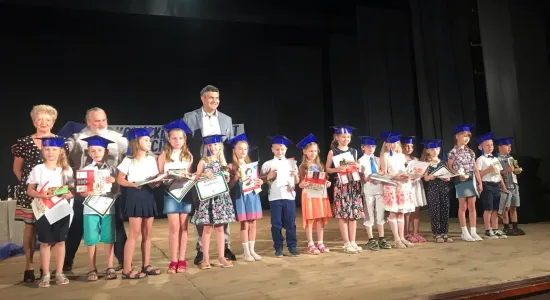 64575736 826142257766703 5180870898562891776 