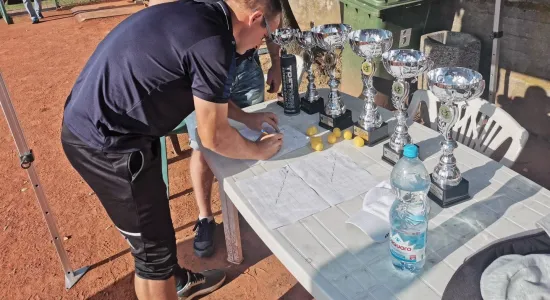 70427090 2276719055770595 4852351152194322432 