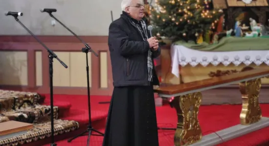 81762634 994027057632173 440011470965571584 