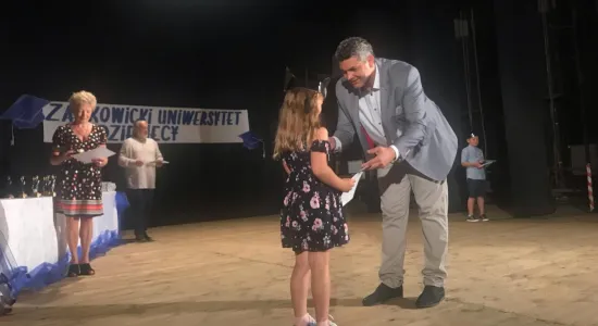 64271254 3097149036976996 7273948679701004288 