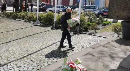 d637999a4774812c0d7580933538b7ca