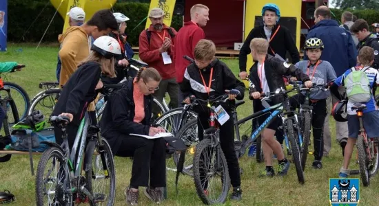 47070-bi