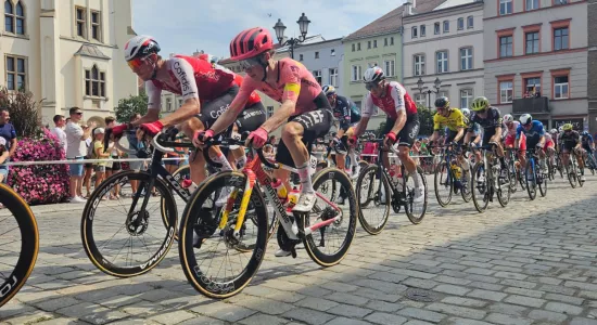 e4e814df974da9d0f445bb63b3d5feae