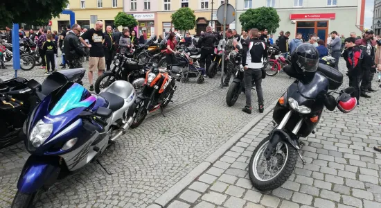 62062653 846435292381588 1161317843547979776 