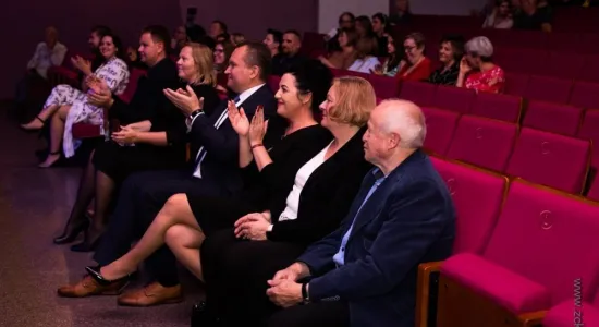 ea6cfa79f3140f95417df6a1316ca96b