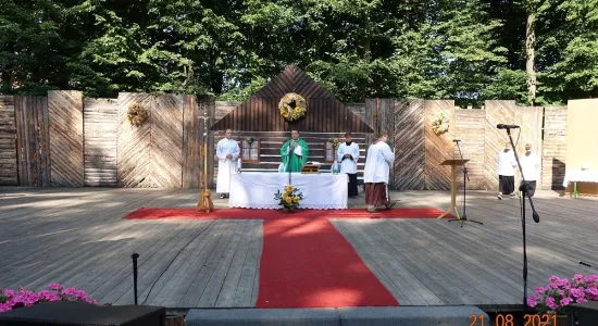 f0f257455d5a91e38065febd612f1615