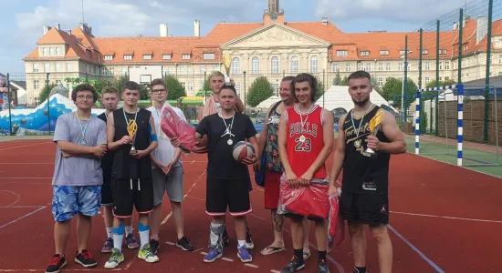 f3be856a02506a8ef7d12f850e22daed