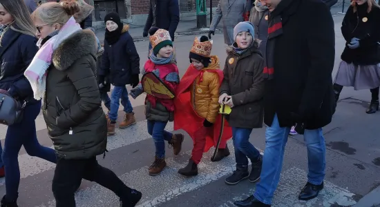 82455170 2517150911830125 5617485544318566400 