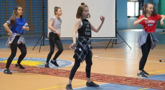 29472336 1819549858095786 6169830905658474496 