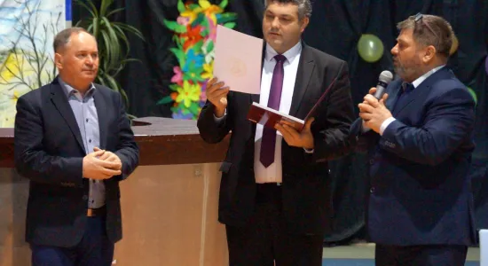 f8d19d6a355203877e03dc794e1c38b2