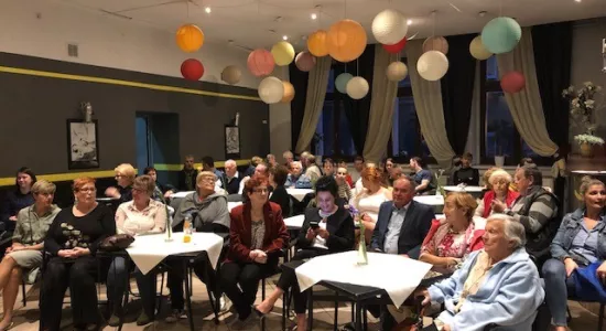 74410910 2826995990676592 5261666186952704000 