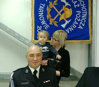 48408205 330152917840608 844240040379809792 