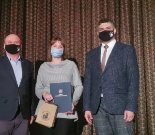 0642db3532f4c148da1dee5b9520300a