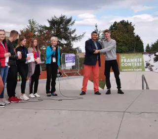 72339502 521933015207142 1479191070364401664 