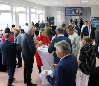 0abddb314ebf92384cd96eb7f45eaf58