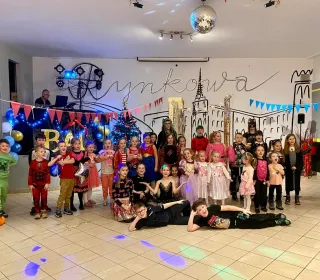 0d9d908eda766d4df72d2f01b1ecdb19