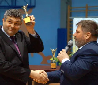 11afc381837ba442cee136c3d17941e7