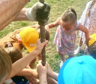 140d2c70c67188ede67d7c1166042313