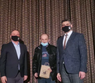 1b9f904ba19e9da2b5b2b30e4f2d3847