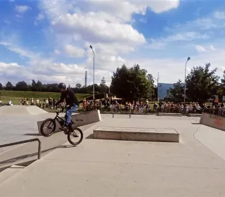 1ba1813a58a0436b9d693464a77535ef