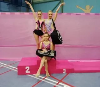 56944989 418945228839694 5747526841824968704 