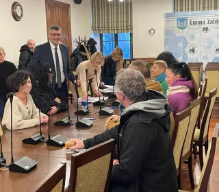 416986575 2115368102139903 8977214815338284680 