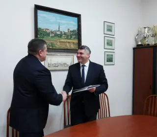 IMG 20220210 092306 (002