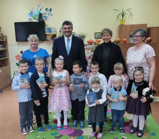 70930853 2603373556389815 59817173467529216 