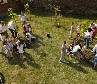 2e5e79631e12a6e7196fd7f46072acdd