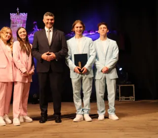 3295a349d77bad3e30002c938bb0b46f