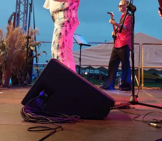 330e825b4202db8a9eaaa0ae49b21426