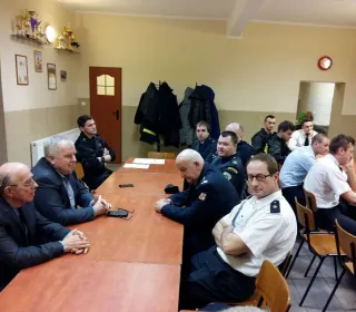 28944912 1322516667891778 1496779245 