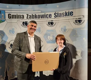 4f64ee72e6e5f518f1cff9e675227ed4