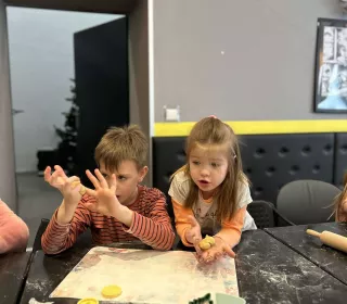 476421178 989659553065715 5173423843816112593 