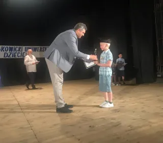 64314302 613146309164760 7995635637925445632 