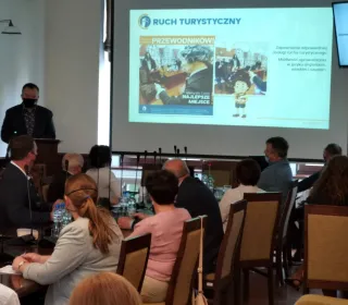 54fe19a73a917e6b4708c564f602619e