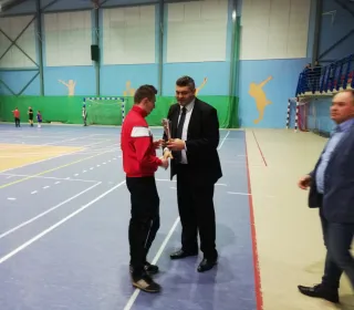 49572486 357992871688090 5540946431080136704 