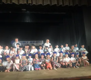 64286203 2219421261654415 3535903376292184064 