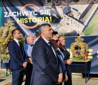 704bb74195497f1c33adf695a7f7be59