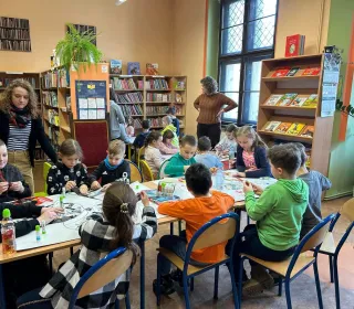 ferie z biblioteką