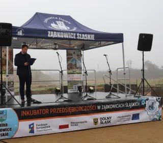 8cc3fdd40d2797aae84c95f7159de25d