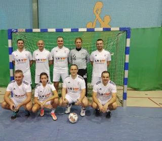 8d2bc8f6f2048d6402699994f0c9981f