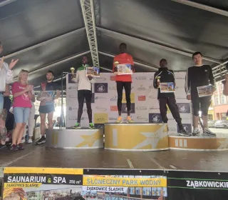 8f923301932993ac2b248b21c921d3d3