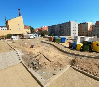 918c46a6d5734ab2bbdcafd560cbf131