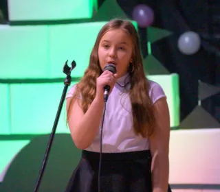 29472814 1819543321429773 1424018517480439808 