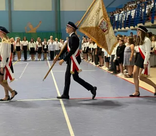 456469222 501972045781043 3983668018569708648 