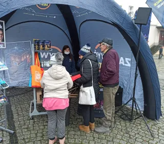 a050095f64cce9911dbe1f49173ec1ef